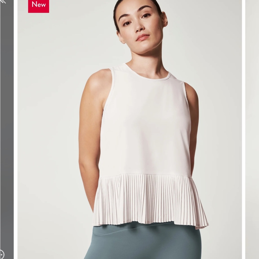 NWT Spanx Yes Pleats Tank